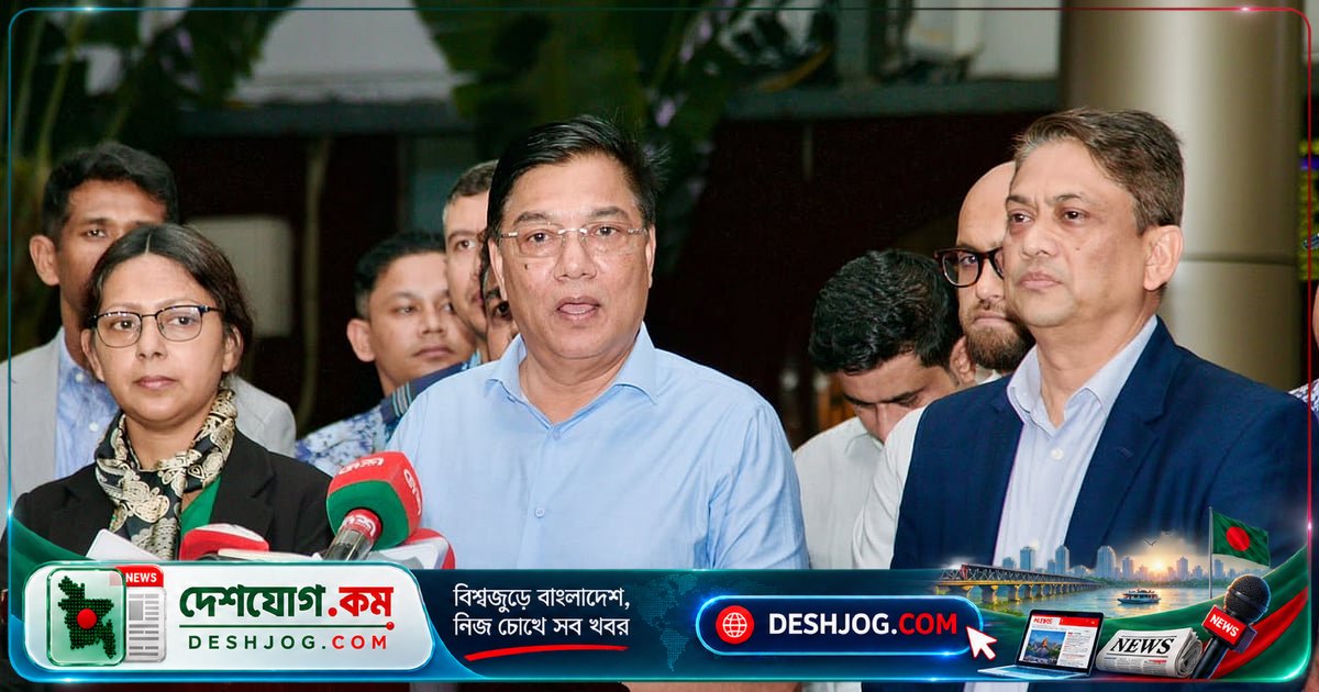 সৌদি অনুমতি পেলে আবার রিয়াদ ফ্লাইট: বিমানমন্ত্রী বলেন, দাম্মাম-মদিনা রুটে যাত্রী পরিবহন চলছে