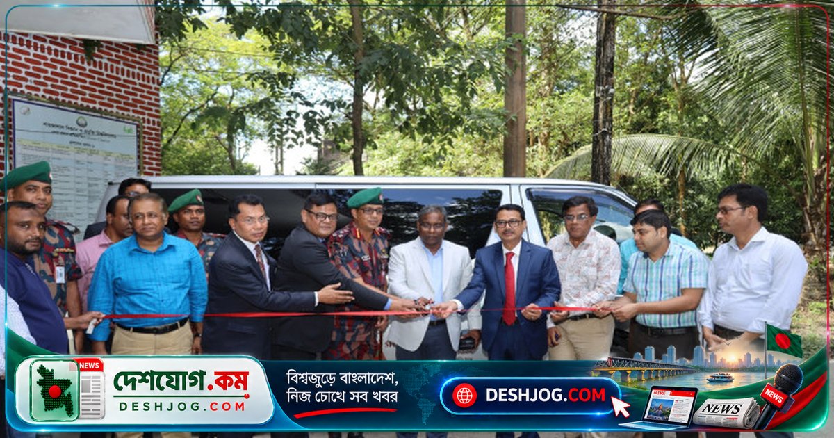 শাবিপ্রবিকে সীমান্ত ব্যাংক উপহার দিল মাইক্রোবাস: শিক্ষা ও প্রশাসনে সহযোগিতার নতুন মাত্রা