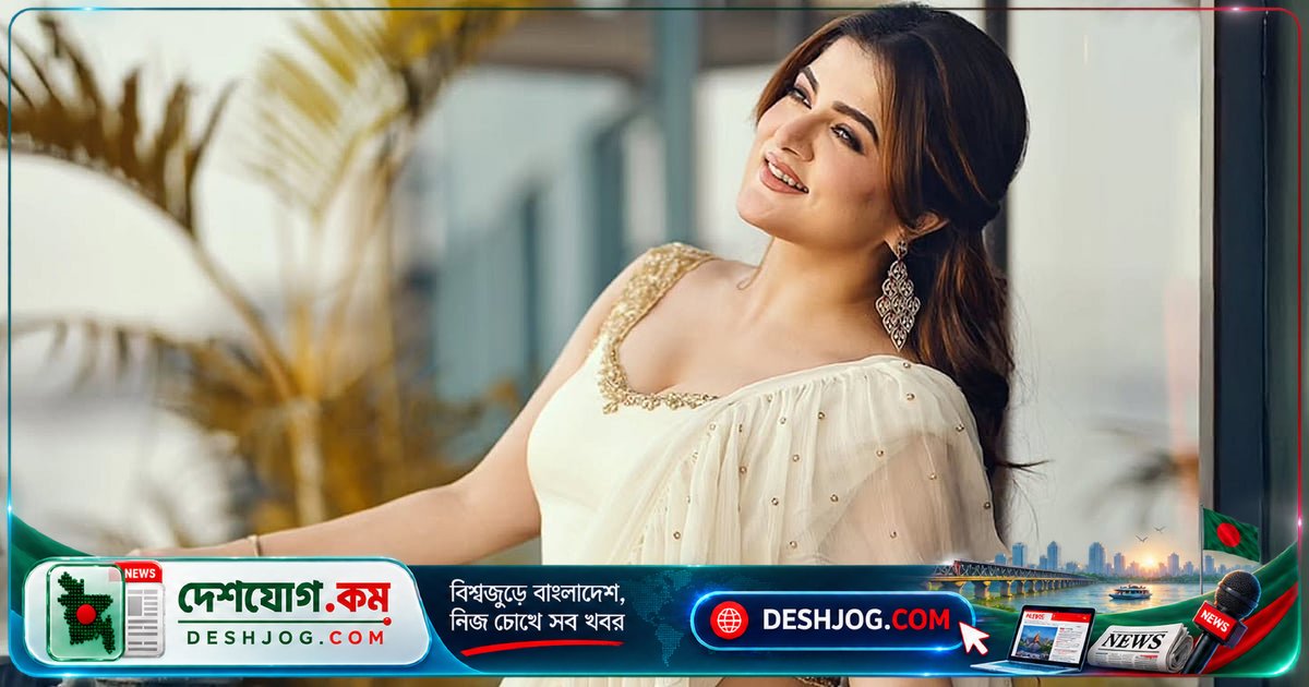 শ্রাবন্তী চ্যাটার্জির সোনালি ফিউশন লুক: গ্ল্যামার আর ঐতিহ্যের মিশ্রণে আবেদনময় উপস্থিতি