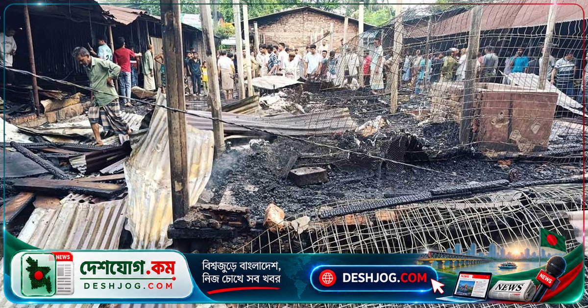 সীতাকুণ্ডে ভয়াবহ অগ্নিকাণ্ডে ৪০ দোকান পুড়ে ছাই, বৈদ্যুতিক শর্ট সার্কিটে আগুনের সূত্রপাত