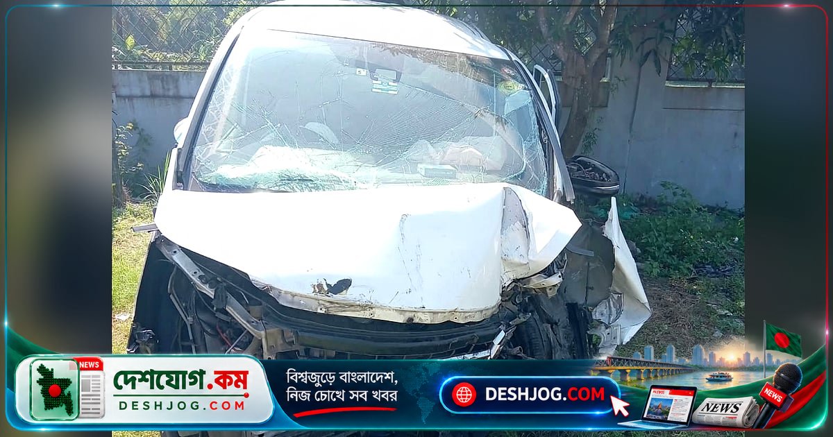 সীতাকুণ্ডে মাইক্রোবাসের নিয়ন্ত্রণ হারিয়ে দুর্ঘটনায় মা-মেয়ে নিহত, চারজন আহত