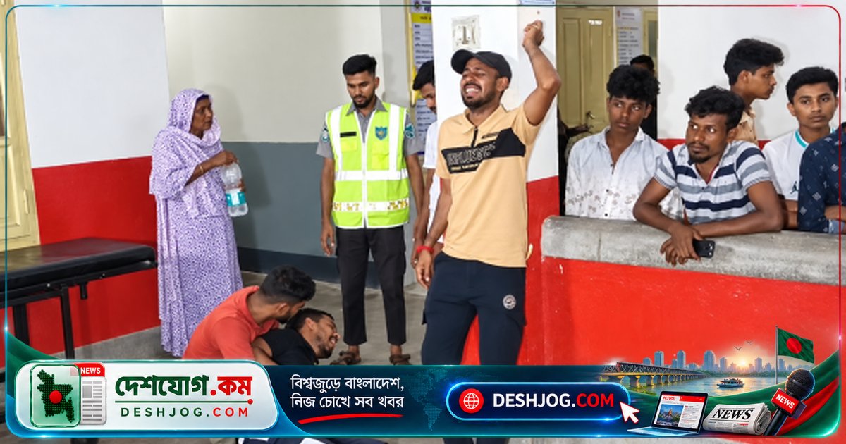 শ্রীমঙ্গলে রাতের বাস-অটোরিকশা সংঘর্ষে তিন যাত্রী মৃত্যুবরণ: দুর্ঘটনাস্থলে পুলিশের তদন্ত চলছে