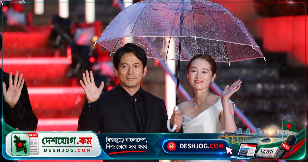 টোকিও আন্তর্জাতিক চলচ্চিত্র উৎসবে বৃষ্টির মধ্যেও তারকারা জমায়েত: বিশ্বের চলচ্চিত্রপ্রেমীদের আকর্ষণে জাপানের রাজধানী
