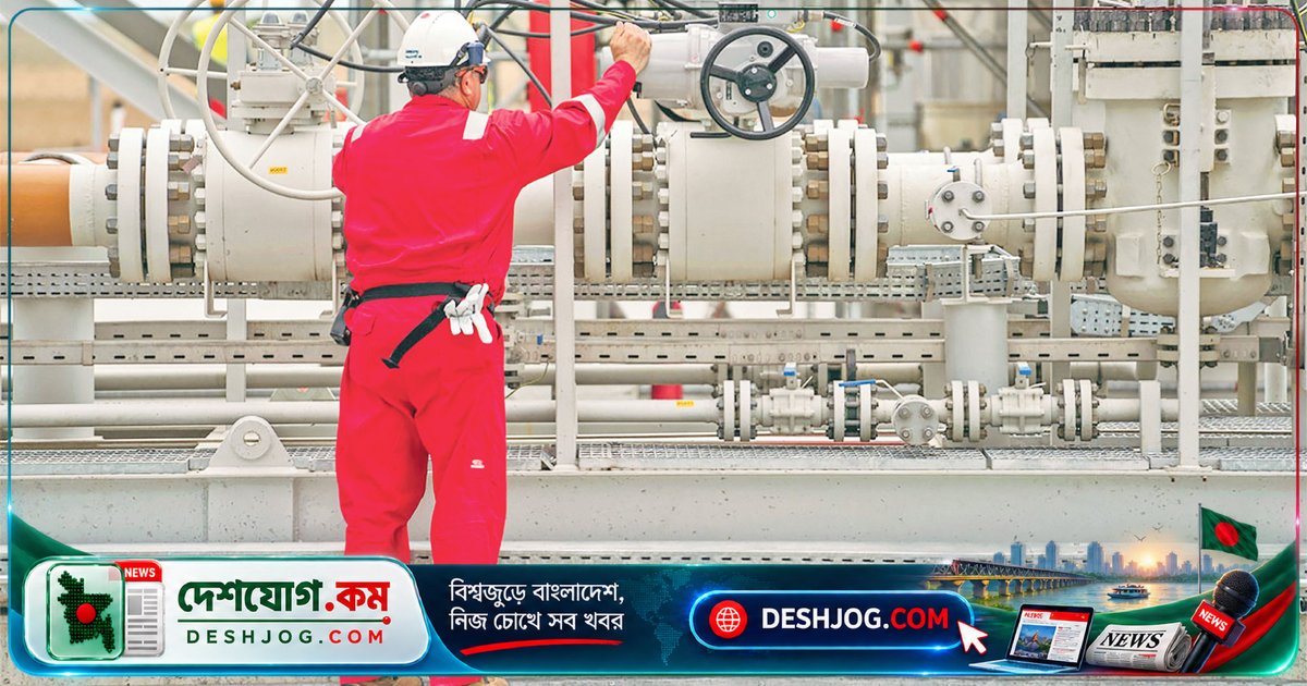 যুক্তরাষ্ট্রের নির্বাচনী রাজনীতি ও অর্থনৈতিক চাপে রাশিয়া থেকে তেল কেনার সিদ্ধান্ত: বিশ্ব অর্থনীতির নতুন দোলা